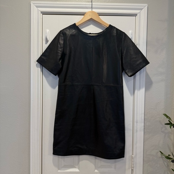 Karina Grimaldi Dresses & Skirts - Karina Grinaldi Leather Mini Dress Women’s Med Black Minimalist Baddie Luxury